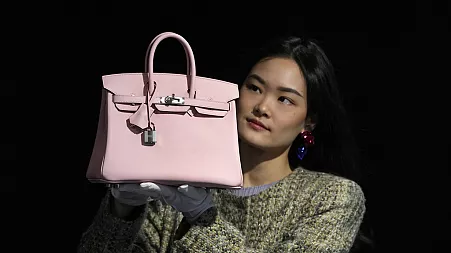 Hermès bags support from super-wealthy despite China slowdown