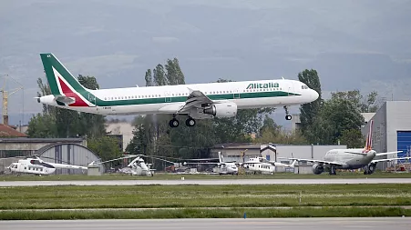 Alitalia to lay off more than 2,000 remaining employees as liquidation nears